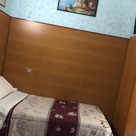 Don Chisciotte Hotel Торино Екстериор снимка